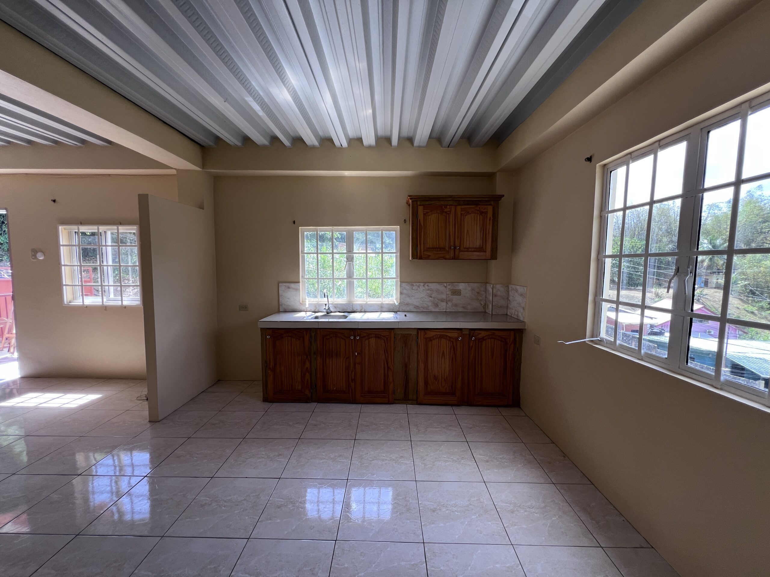 Petit Valley 2 Bedroom For Rent